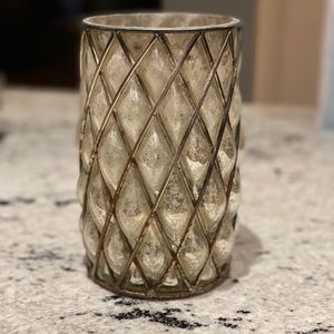 Home Goods • Decorative Vase
